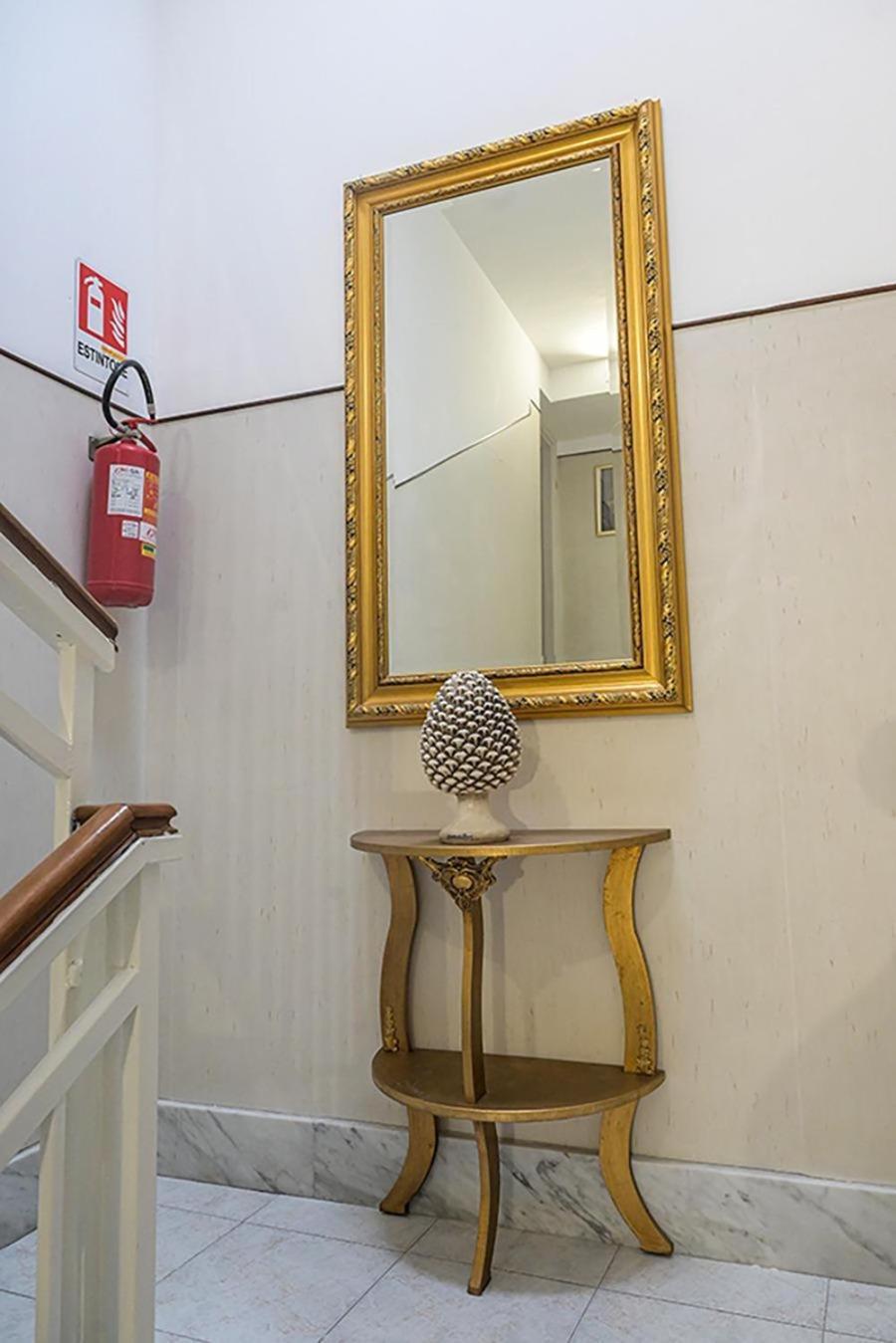 Suisse Hotel カゼルタ エクステリア 写真
